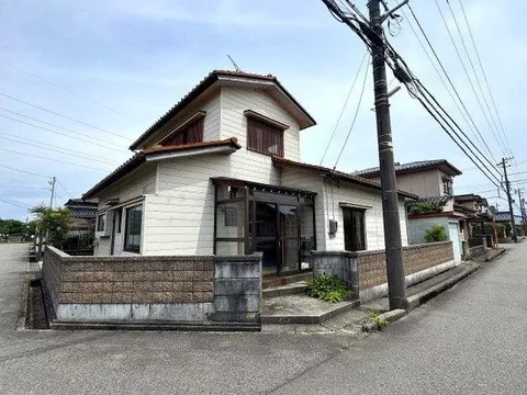 [5DK, within walking distance to elementary school] Abundant commercial facilities! Easy living in Fuchu Town, Toyama City