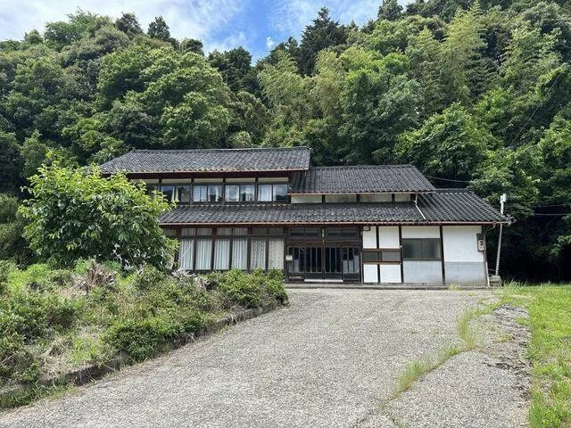Hakui-gun Shika-cho Takanokai 2-story 11DK
