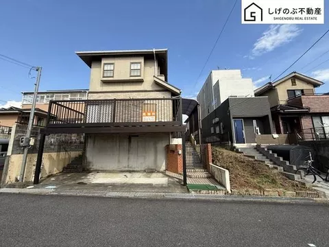 Mizukuchi-cho Shimoyama (Mikumo Station) 11 million yen