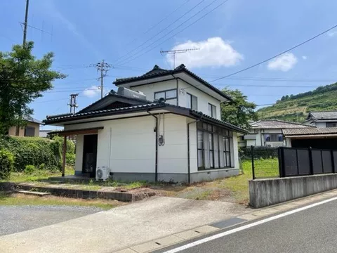 Tamana-gun, Gyokuto-cho, Oaza Harakura (Tawarasaka Station) 2-story 4LDK