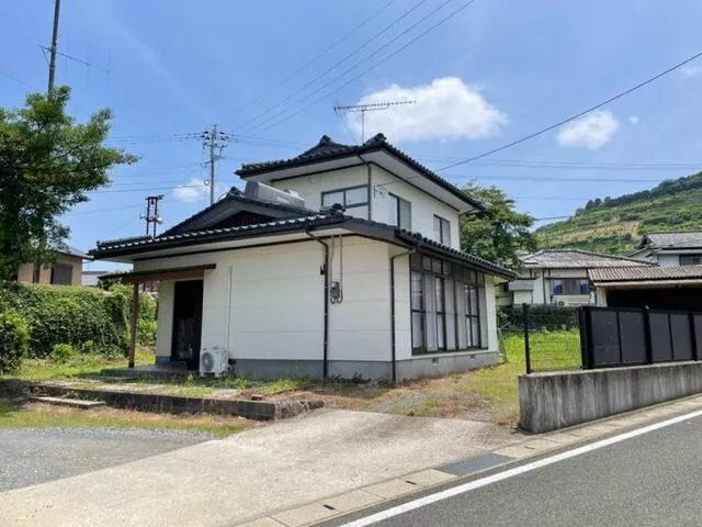 Tamana-gun, Gyokuto-cho, Oaza Harakura (Tawarasaka Station) 2-story 4LDK