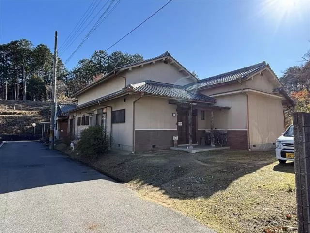 Kashihara City Kawanishi Town (Kashihara Jingu-mae Station) single-story 4SLDK
