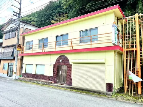 Mima County, Tsurugi Town, Handa Nakayabu (Awa Handa Station) 2-story 4K