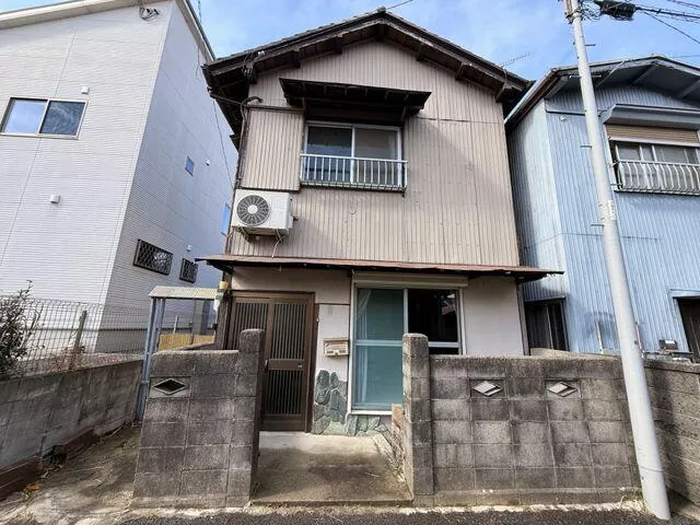 Tsu City Yanagiyama Tsukou (Akogi Station) 2-story building 6K