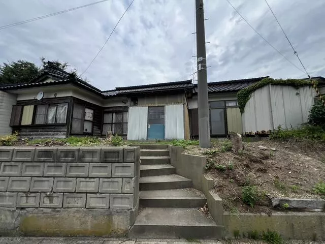 Akita City, Shimohama Nagahama, Serizawa Michiwaki (Shimohama Station) Single-story building 6DK