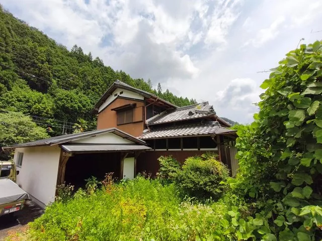 Oaza Kizu, 6.8 million yen