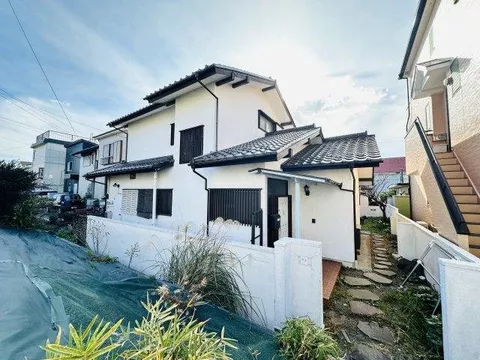 ▼Spacious 4LDK with approximately 110㎡▼Large garden on the south side - Image 1