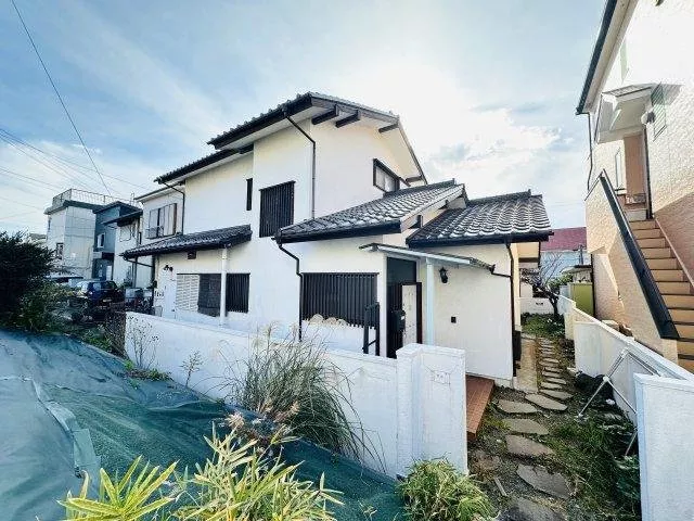 ▼Spacious 4LDK with approximately 110㎡▼Large garden on the south side