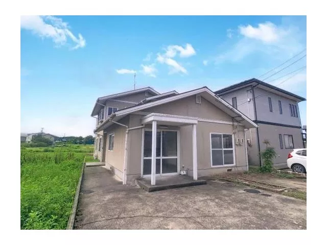 A spacious owner-change property in Hakumiya-cho, Kaga City, with diverse usage options!