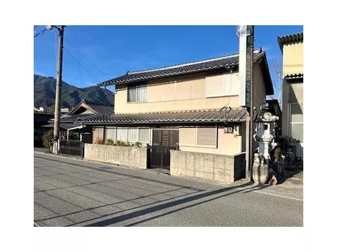 Kamikawa Chaya (Kirieishi Station) 7.5 million yen