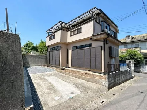 [Open house held] [Completion scheduled for early August] Parking for 2 cars. Expanded living room & facing kitchen