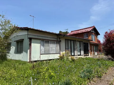 Kita-okubo, Kamigori, Wakuya-cho, Toda-gun (Kami-wakuya Sta.) 2F 7K

2.5 million yen