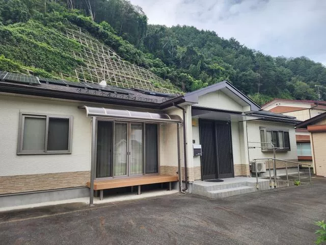 Miyako City, Taro Aza Kobayashi (Taro Station) Single-story building 6DK
