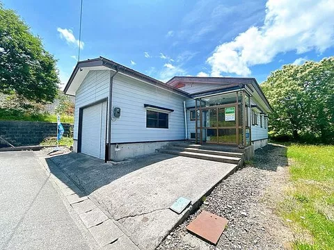Used single-family home in Oiwake 2-chome, Yokote City