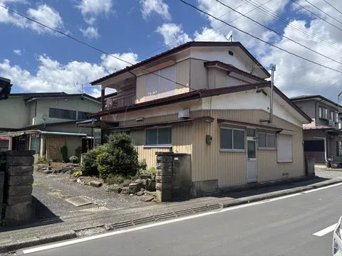 Shirakawa City, Asahi-cho 2-chome (Shirakawa Station) 2-story building 5DK