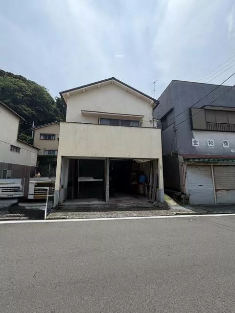 Ito City, Arai 1-chome (Ito Station) 2-story building 4DK