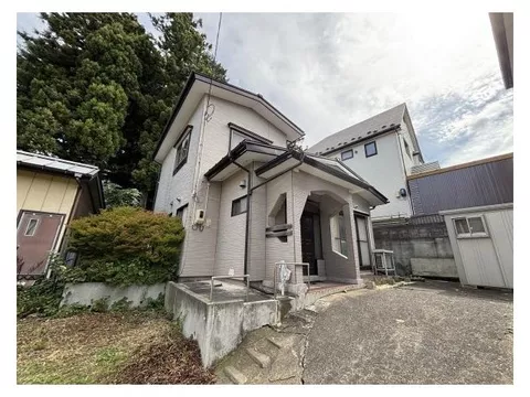／3LDK used house in Sakuraoka 2-chome!／■ Has a history of water area renovation!