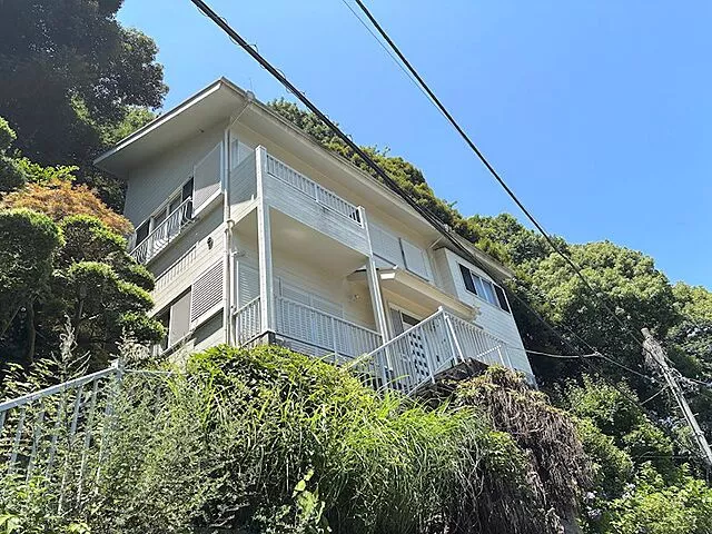 Used single-family home in Atami City, Shimotaga (Mikan-dai subdivision)