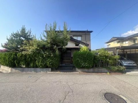 Nishi-Shinminato 4.5 million yen