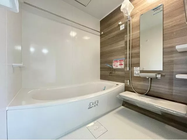 /Renovated used detached house in Mizuma Town, Fukumitsu/ Spacious living room over 20 tatami mats!
