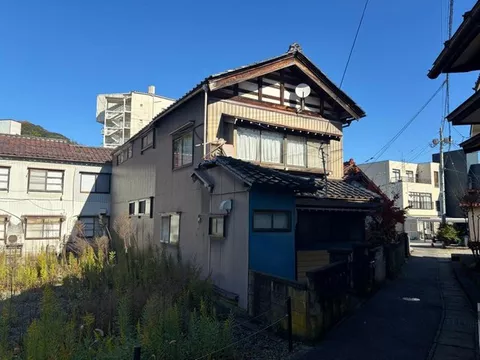Awazu Onsen! A used house located in the center of the hot spring town☆