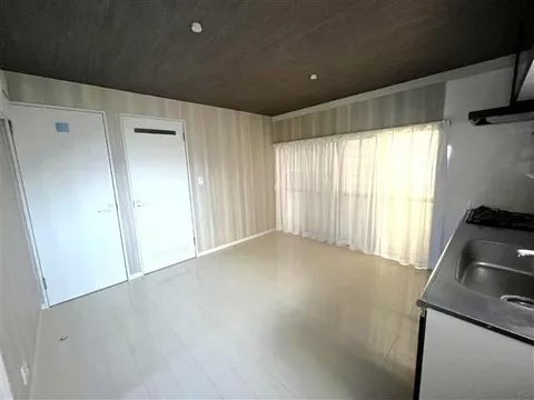 Kochi City Ichinomiya Higashimachi 3-chome 3-story 5DK