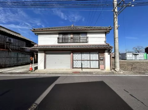 Ogi City, Ushizu Town Ushizu (Ushizu Station) Single-story building 6SK