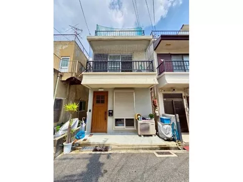 ☆ Viewing reservations now being accepted ☆ Convenient location with plenty of shopping facilities ♪ Reliable steel-framed two-story building!