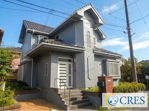 Corner lot! Full renovation completed! Western-style and modern building! Approximately 12 minutes on foot to elementary school!