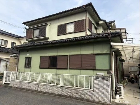 Year 3 of Reiwa: Unit bath and washstand replacement, regular car parking for 2 cars OK