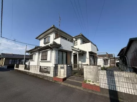 Corner lot in Hiratsuka Town! A spacious 5DK with approximately 40 tsubo of building area (^^)/