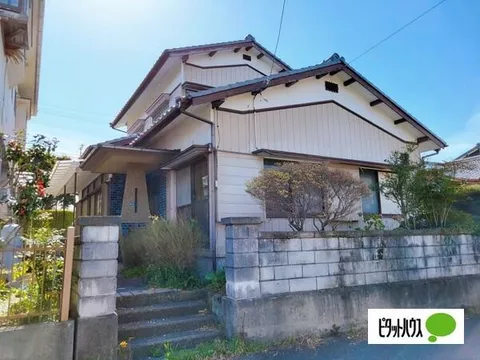 Niihama City, Kuroshima 2-chome (Takahama Station) 2-story building 5SDK