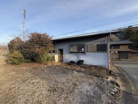 Higashimachi Ogiwara (Hanawa Station) 1,000,000 yen