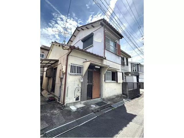 ◇ 13-minute walk from Meitetsu Line "Katsuhata" Station ◇ Nearby parking available upon consultation ◇ Quiet residential area