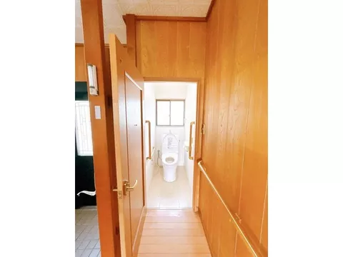 [Open house held] Current condition sale until August 16 / Move-in available within the year / Quiet residential area / Low surrounding traffic - Image 3