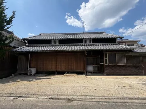 Isoaki-gun Tawaramoto-cho Oaza Oanji (Tawaramoto Station) 2-story 8LDK