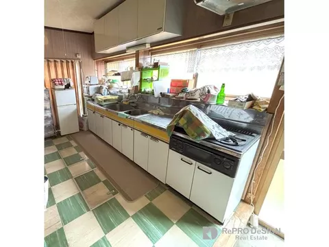■ Garage with shutter ☆ ■ 6K used house ♪ ■ Has a veranda!