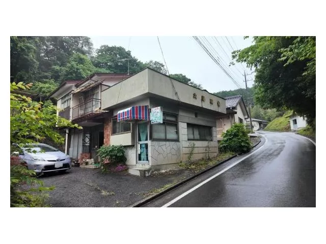 2-story 6K + store in Bato, Nakagawa Town, Nasu District