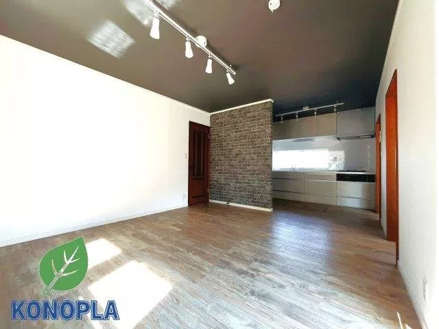 Peace of mind with a 5-year termite warranty■All rooms have two sides of sunlight for great brightness■Interior and exterior renovations completed