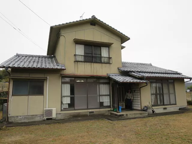 Kakihara, Shonai-cho, Yufu-shi, Yufu (Tenjinyama Sta.) 2F 5DK

4,800,000 yen