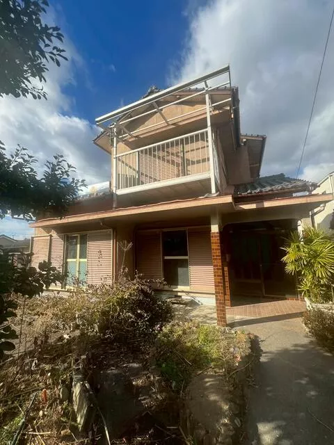 3-chome, Nakamura, Niihama-shi, Saitama (Niihama Station) 2F 4DK

2.5 million yen