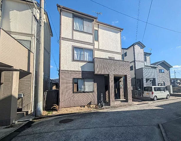 Used single-family home in Tokawa Nishimachi, Takamatsu City