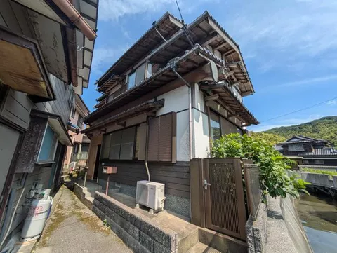 Moji District, Kitakyushu City, Harikata Town (Idemitsu Museum Station) 2-story 3LDK