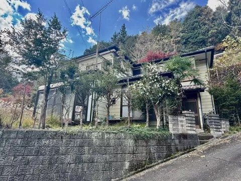 2F 3SLDK in Hatsukari-cho, Otsuki-shi, Hokkaido (Hatsukari station)

4,200,000 yen