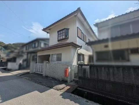 Kochi City Nagahama (Sanbashi-dori 5-chome Station) 2-story 4LDK