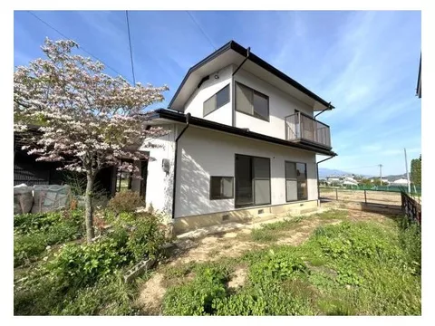 [Open House] New seismic standards compliant / Parking for 2 cars / Corner lot / 17 minutes on foot to Kawanishi Elementary School / Delici