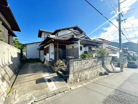 Shimonoseki City, Katsutani Shinmachi 3-chome (Shin-Shimonoseki Station) 2-story 4DK