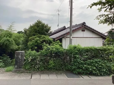 Niihama City, Uehara 3-chome (Nakabagi Station), single-story building, 4DK