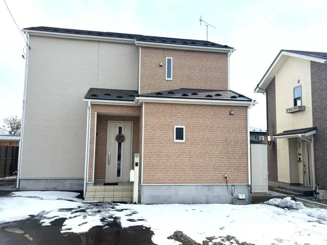 Sannohe District, Kaijyo Town, Oaza Kaku-barai, Azuma-daira (Kanihama Station) 2-story building 4LDK