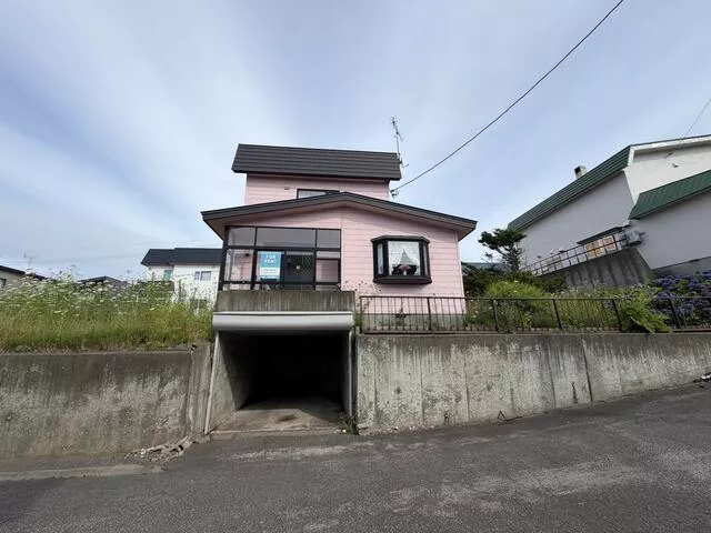Rumoi City, Okimi-cho 5-chome, 2 stories above ground and 1 basement, 4LDK